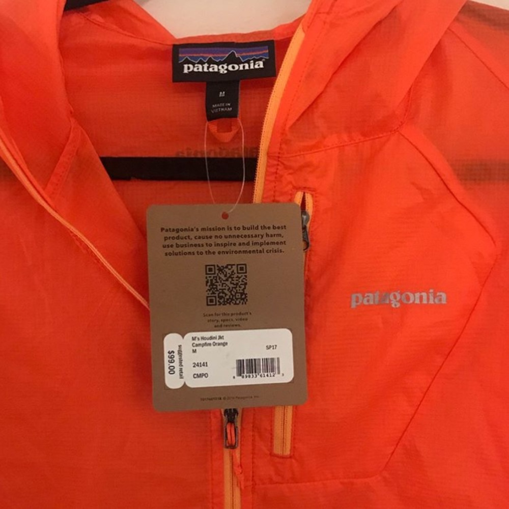 NWT Patagonia Rain Jacket!